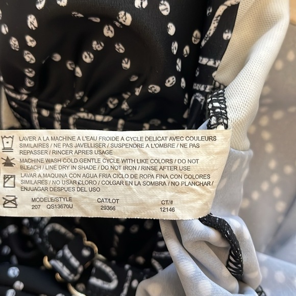 Christina black & white swim bathing suit top. Tankini, padded bra cups Size 10 - Picture 7 of 14